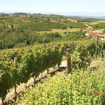 Tenuta Calabiana Diano dʼAlba Buitenkant foto